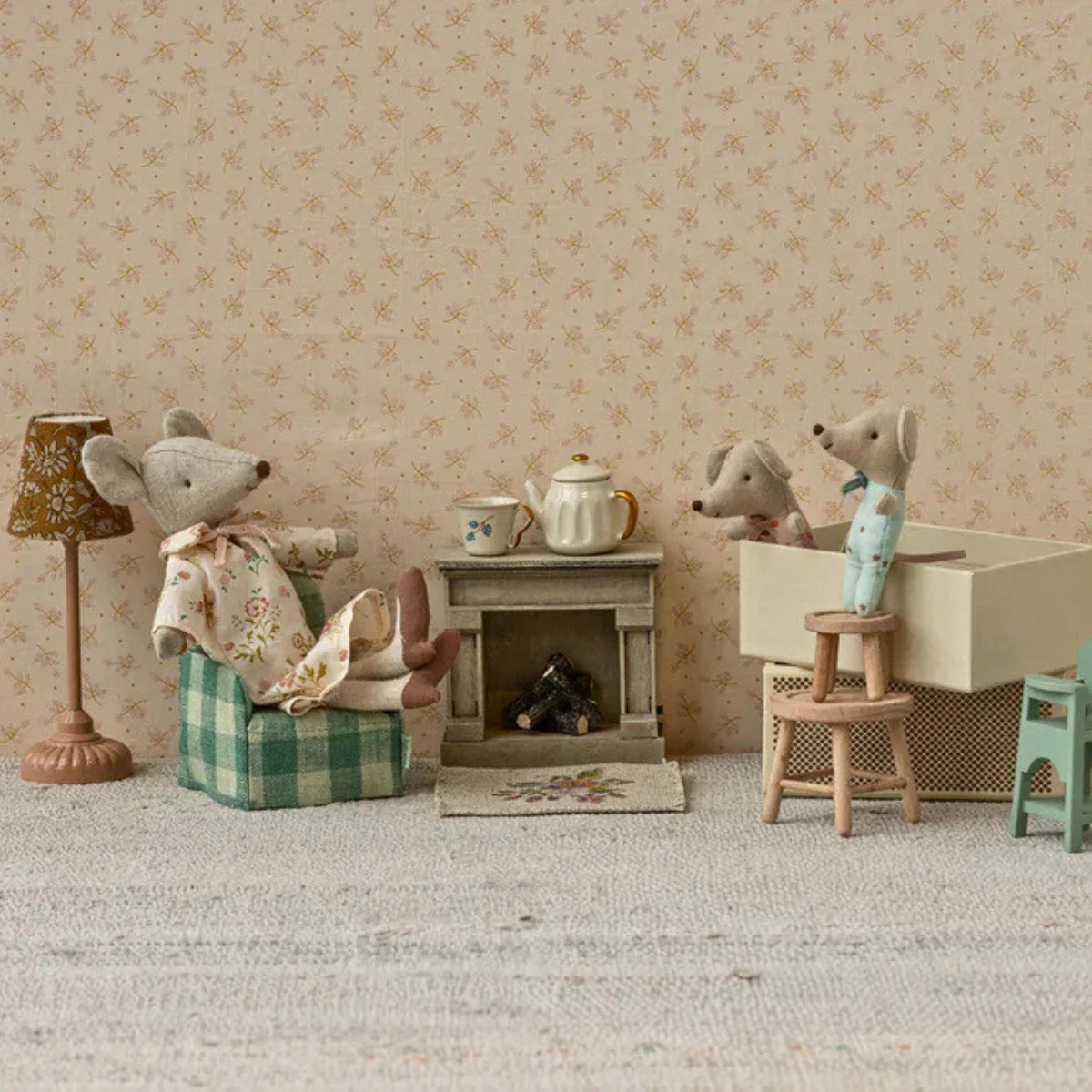 Maileg baby mice twins in a matchbox, soft fabric dolls with tiny details, suitable for children's play and collection purposes.